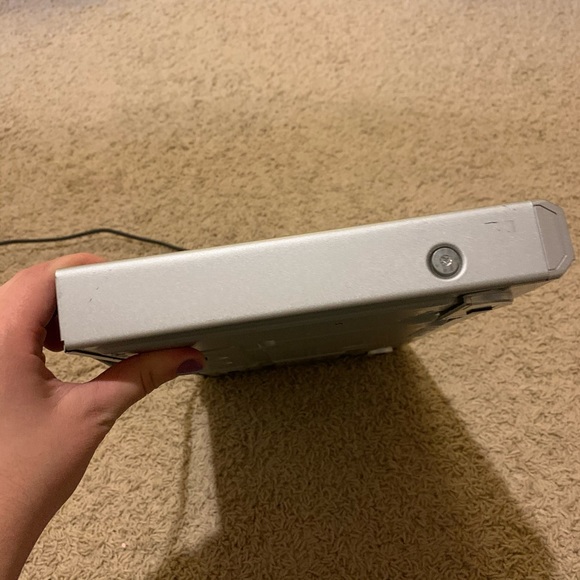 SONY DVD player with HDMI - Picture 7 of 16